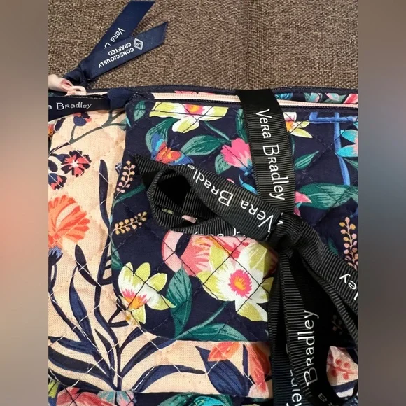 Vera Bradley cosmetic pouches - Picture 4 of 13